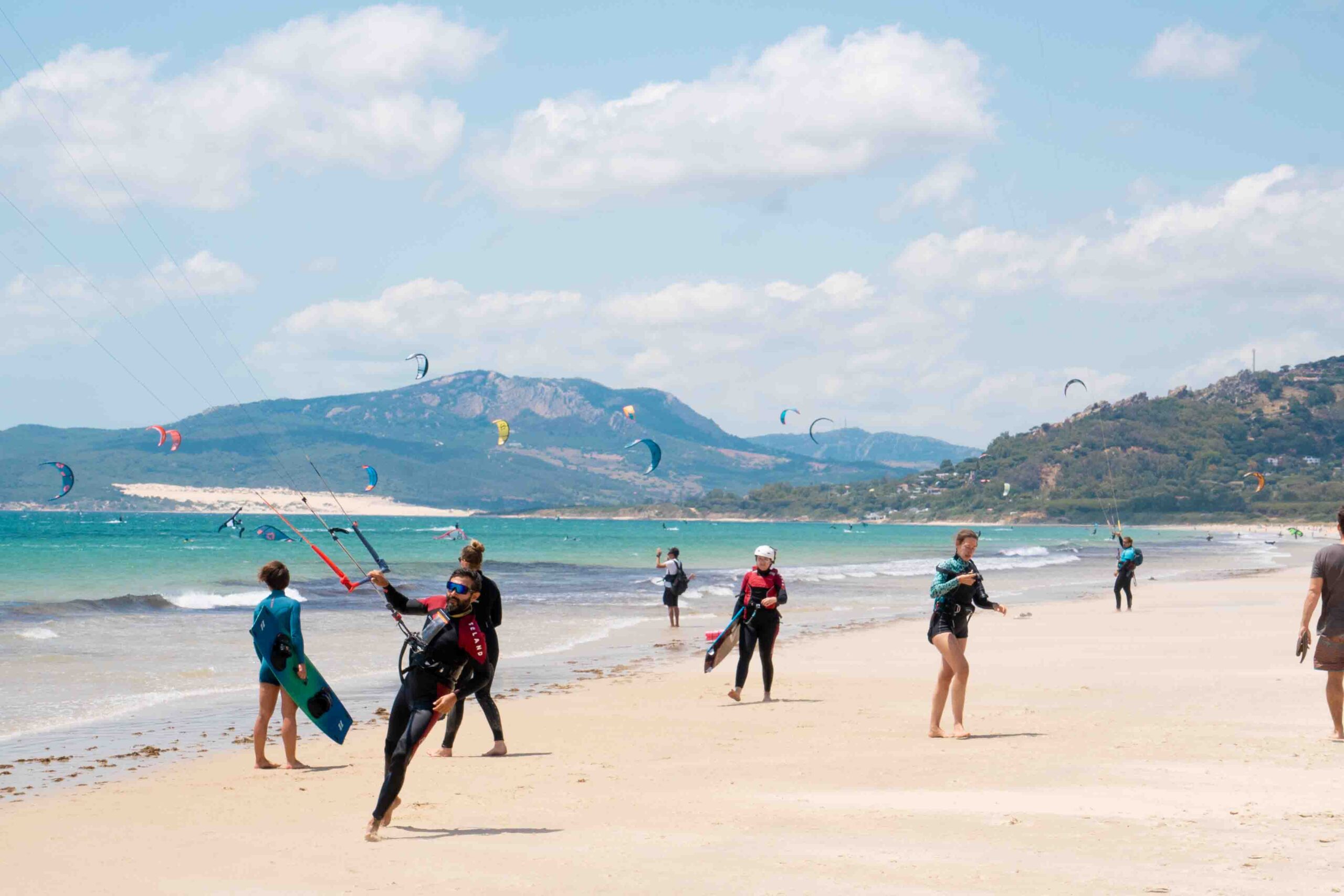 Cuanto cuesta un curso de kitesurf en Tarifa